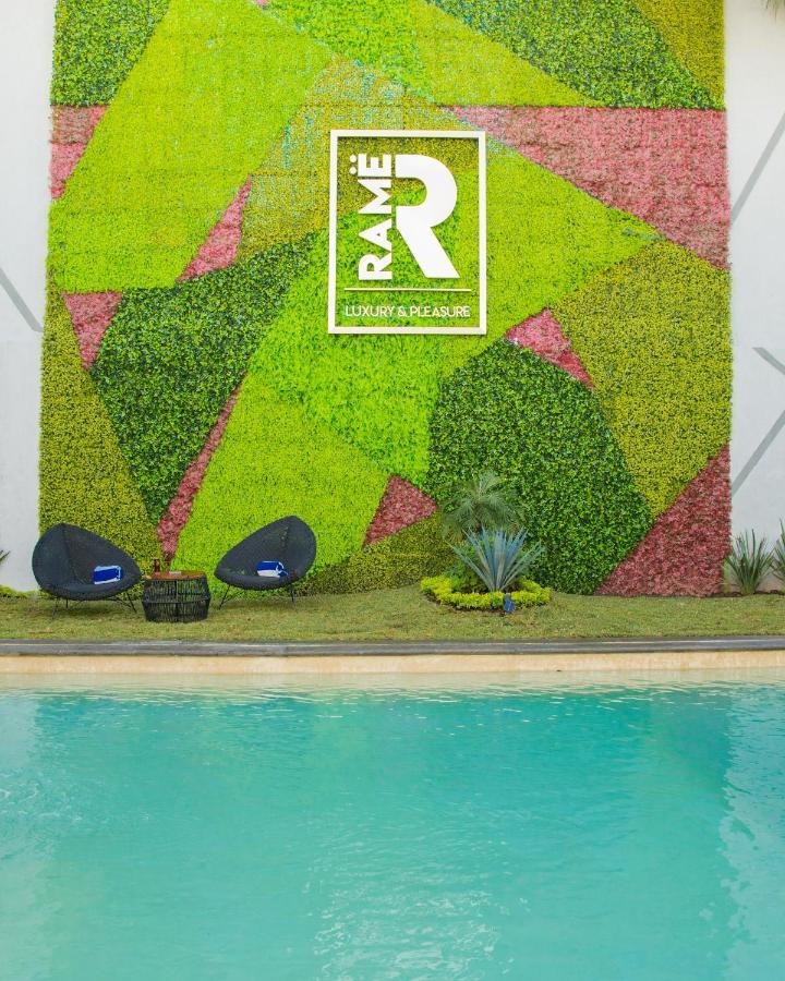 Rame Hotel Boutique Guadalajara Kültér fotó Green wall